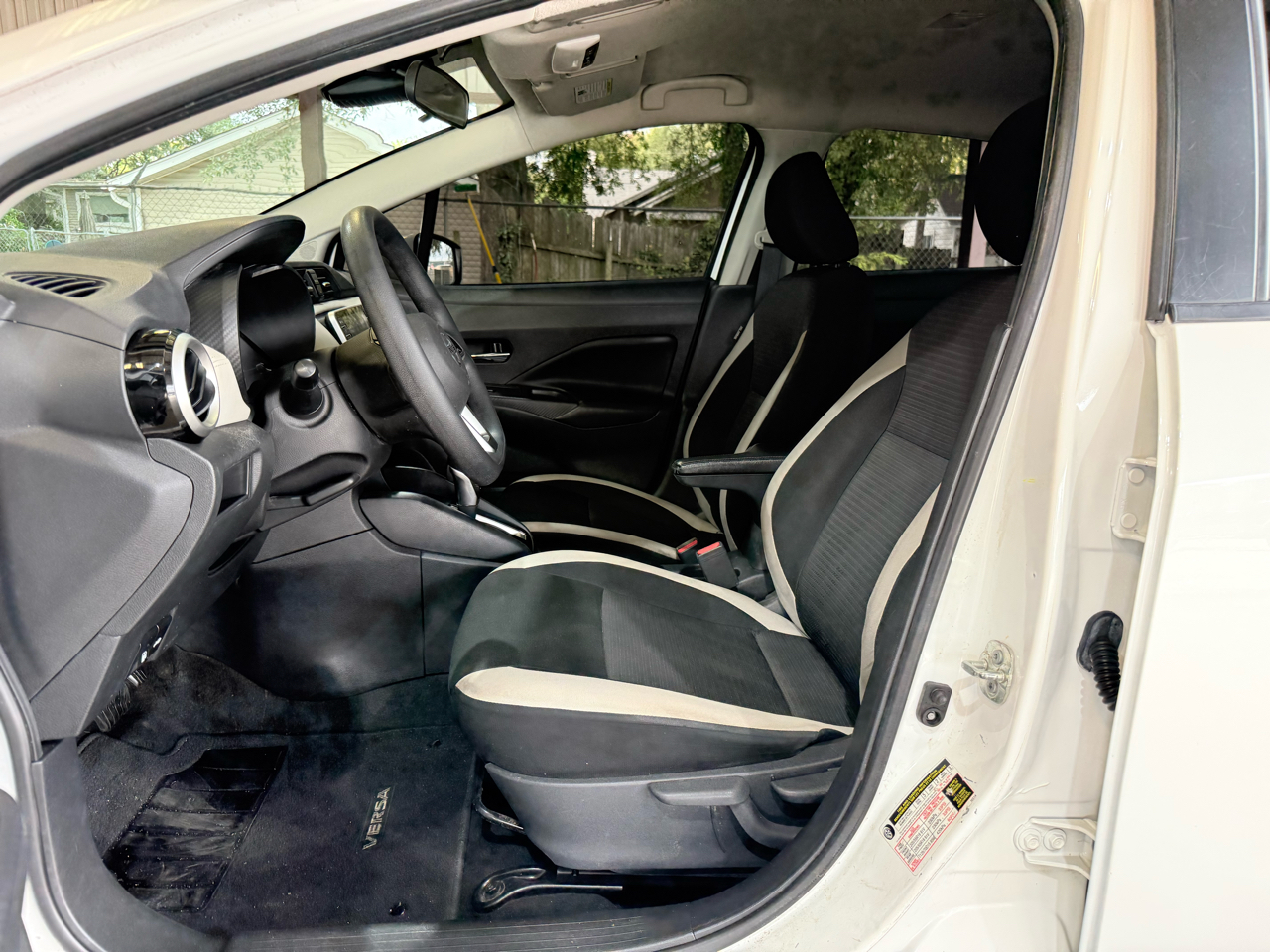 Nissan Versa SV CVT 2020 Nissan Versa SV CVT 2020