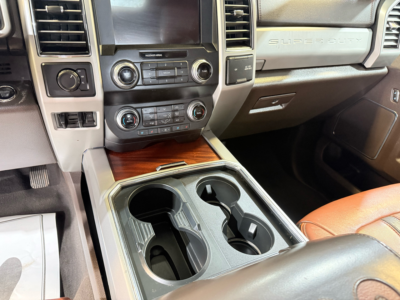 Ford F-350 SD King Ranch Crew Cab Long Bed DRW 4WD 2019