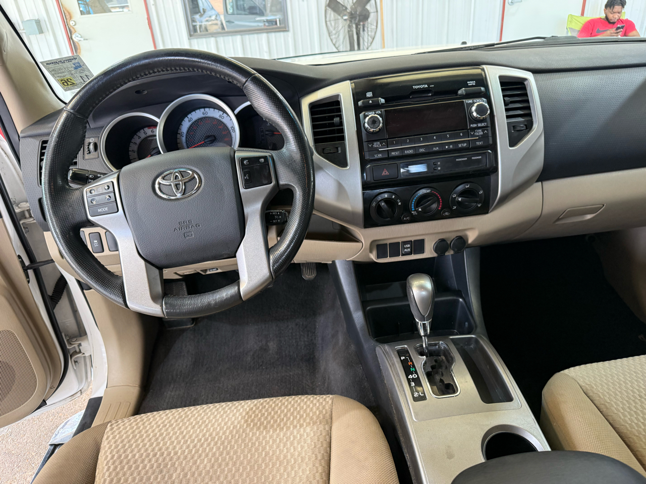 Toyota Tacoma PreRunner Double Cab V6 Auto 2WD 2012