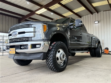 2017 Ford F-350 SD Lariat Crew Cab Long Bed DRW 4WD