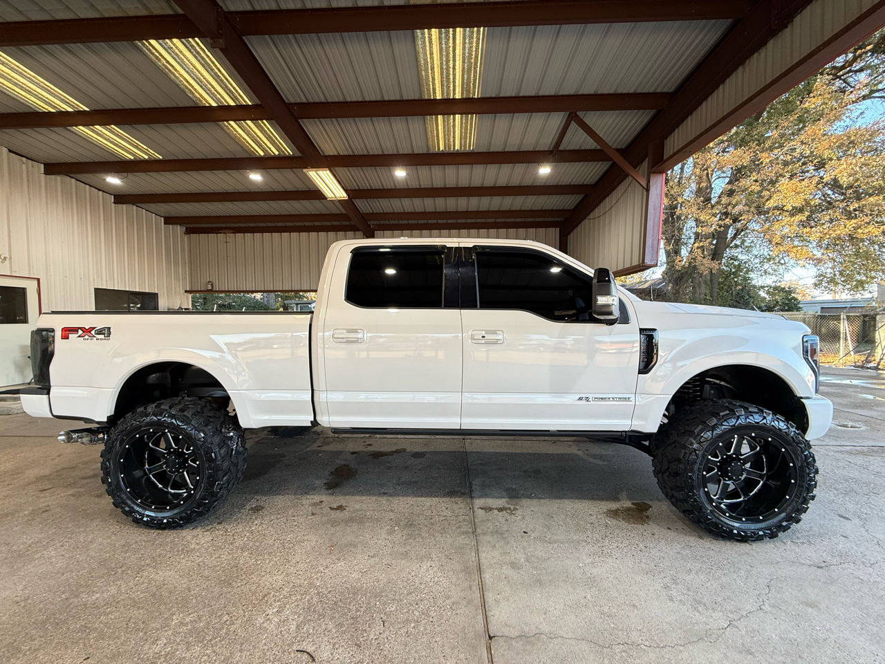 Ford F-250 SD Lariat Crew Cab 4WD 2019