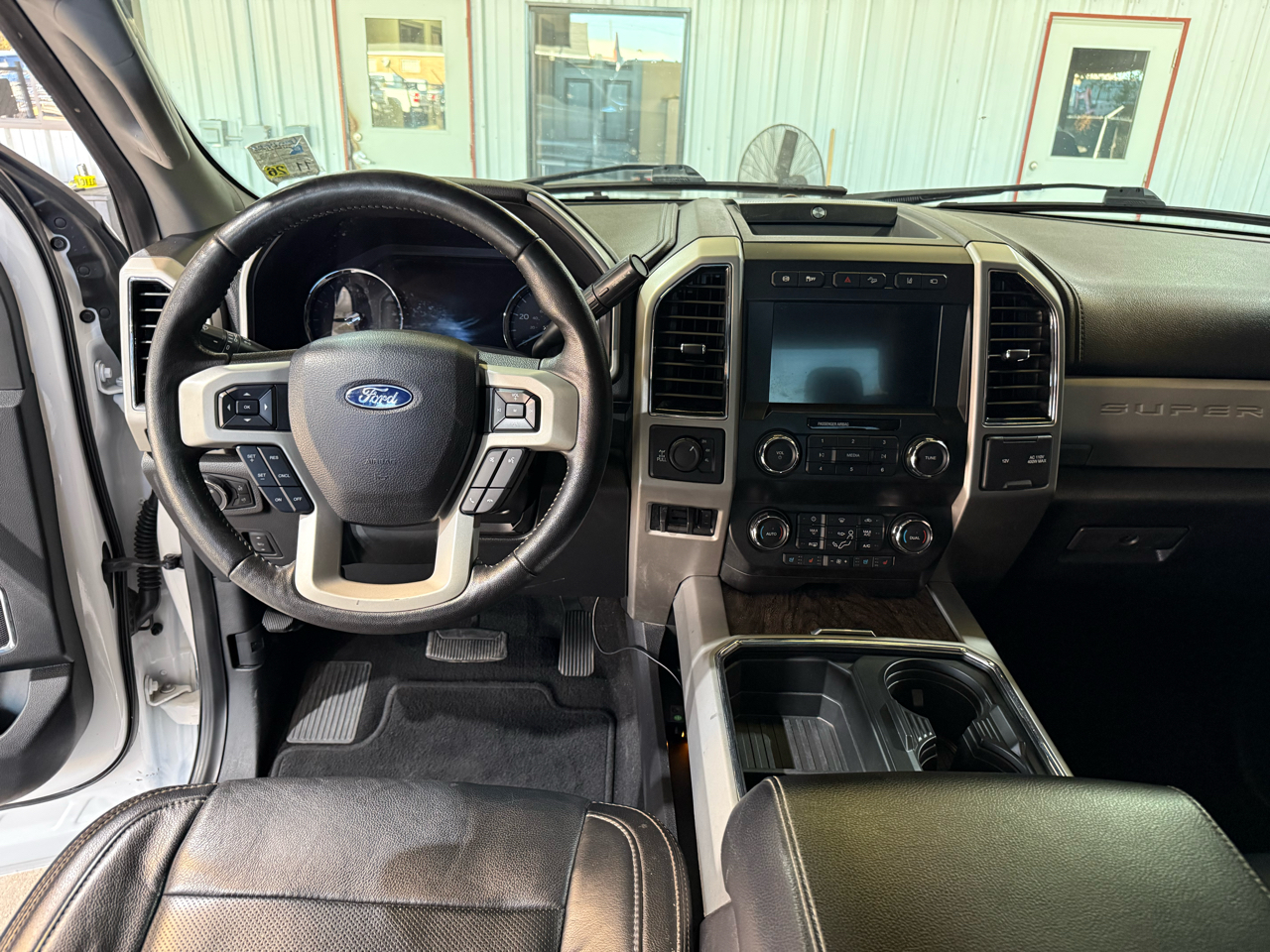 Ford F-250 SD Lariat Crew Cab 4WD 2019