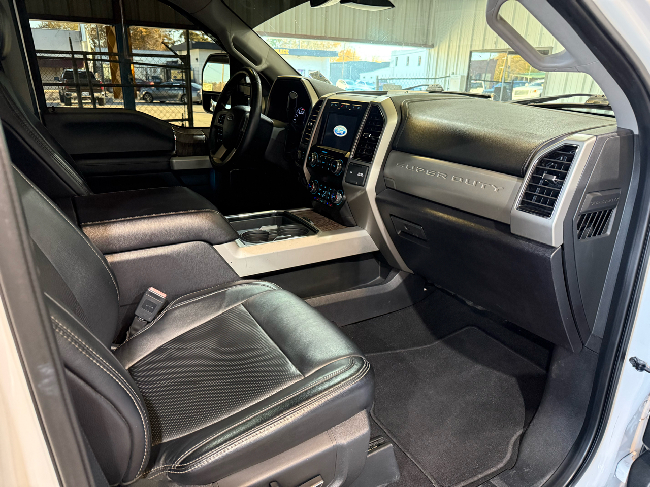 Ford F-250 SD Lariat Crew Cab 4WD 2019