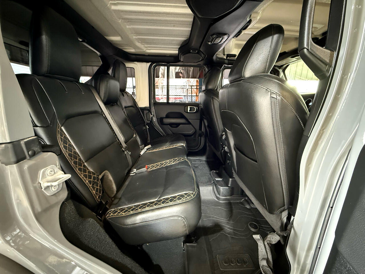 Jeep Wrangler Unlimited Sahara 2022