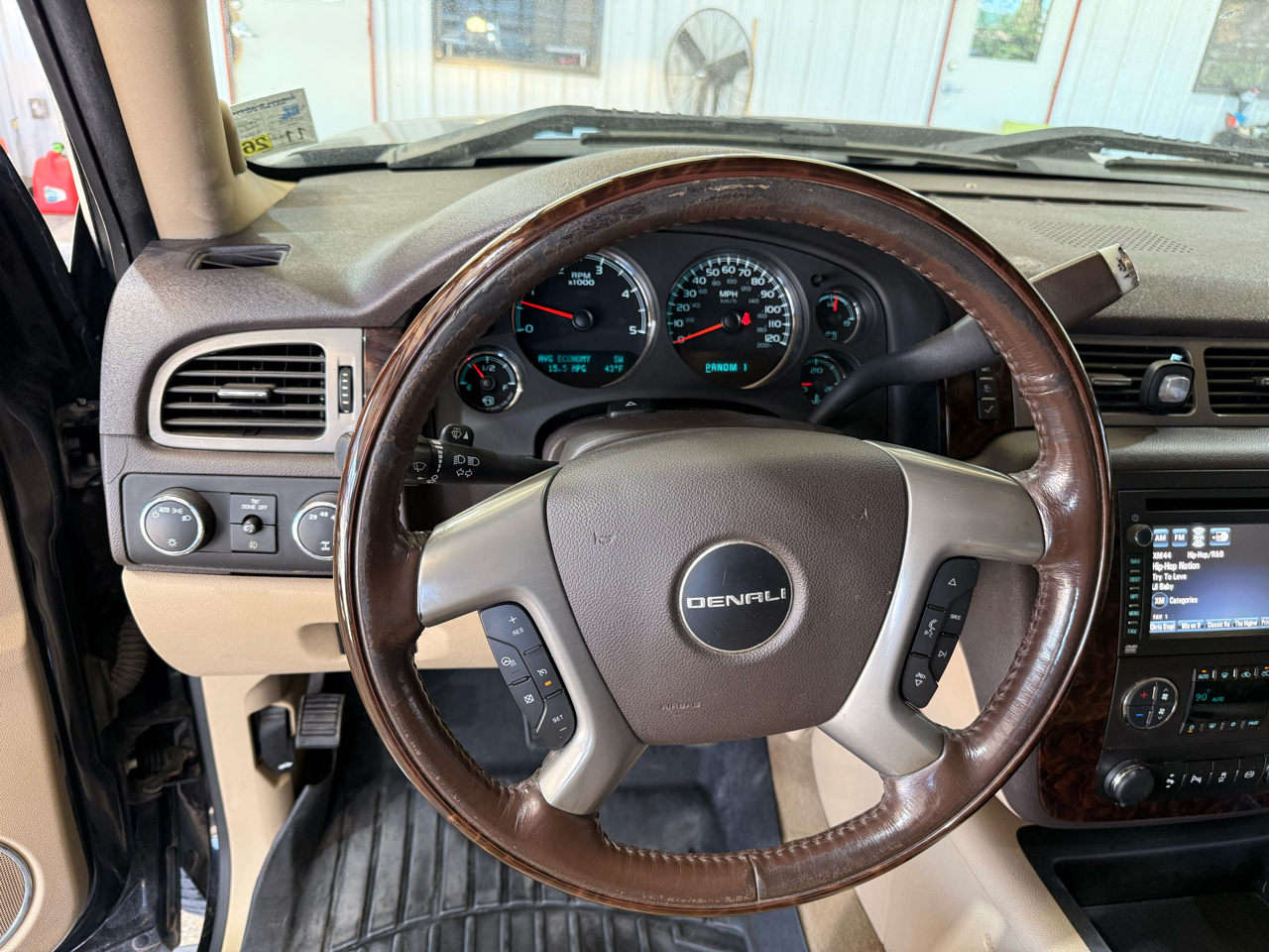 GMC Sierra 2500HD Denali Crew Cab 4WD 2014