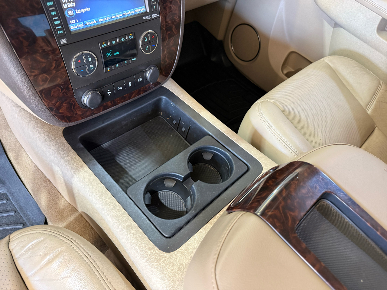 GMC Sierra 2500HD Denali Crew Cab 4WD 2014