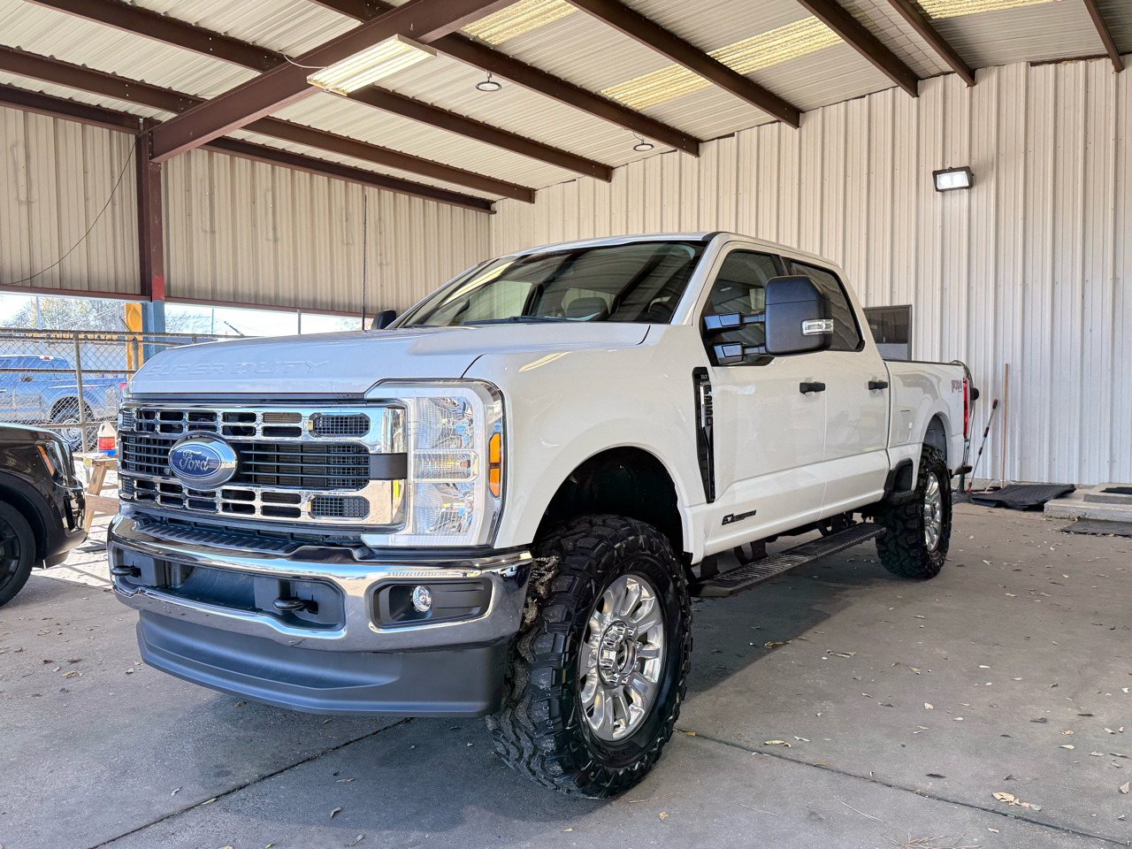 Ford F-250 SD XLT Crew Cab 4WD 2024