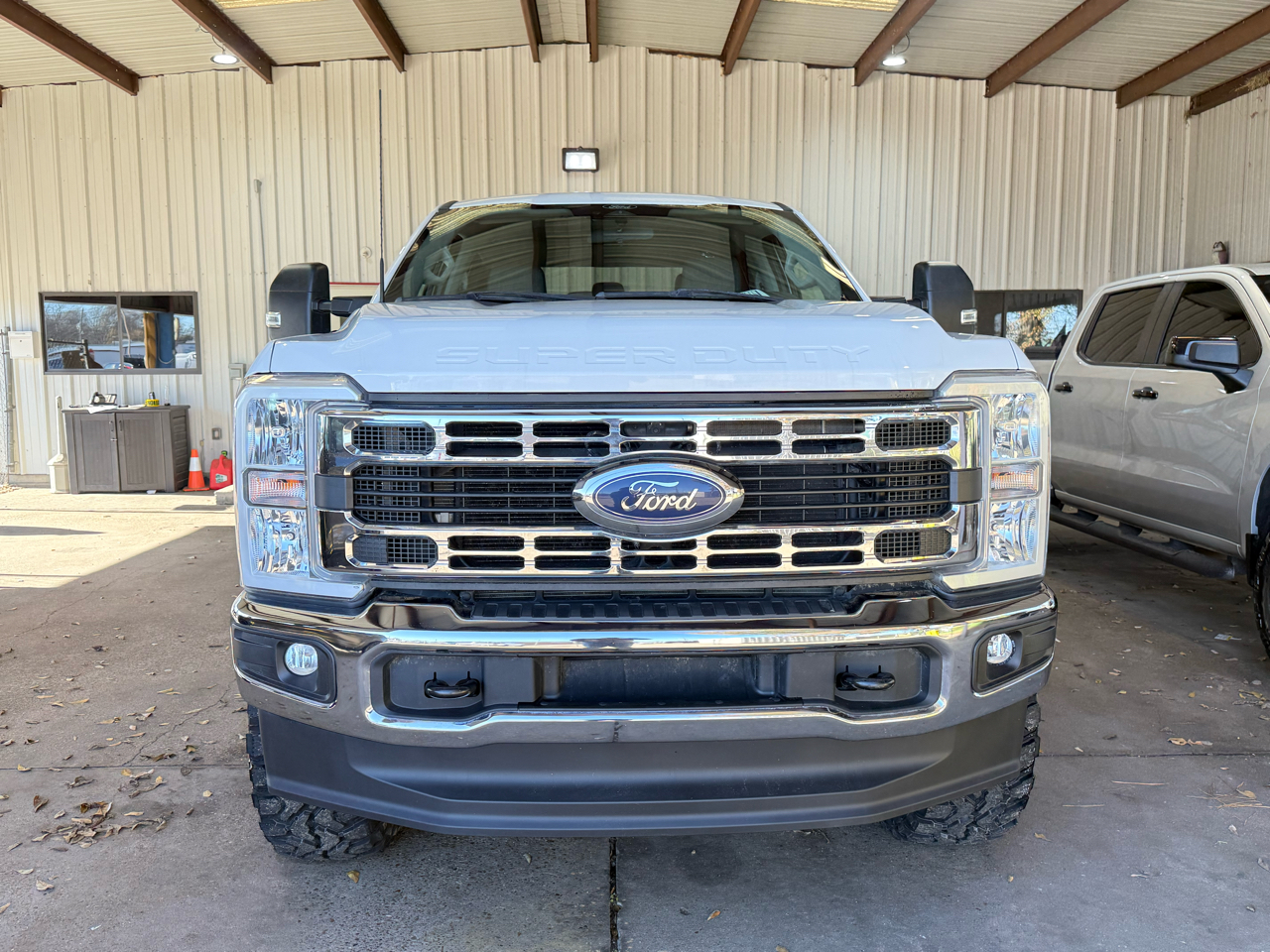 Ford F-250 SD XLT Crew Cab 4WD 2024