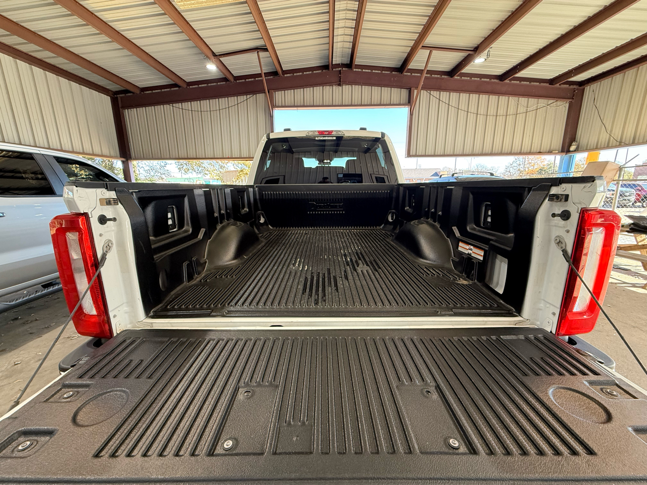 Ford F-250 SD XLT Crew Cab 4WD 2024