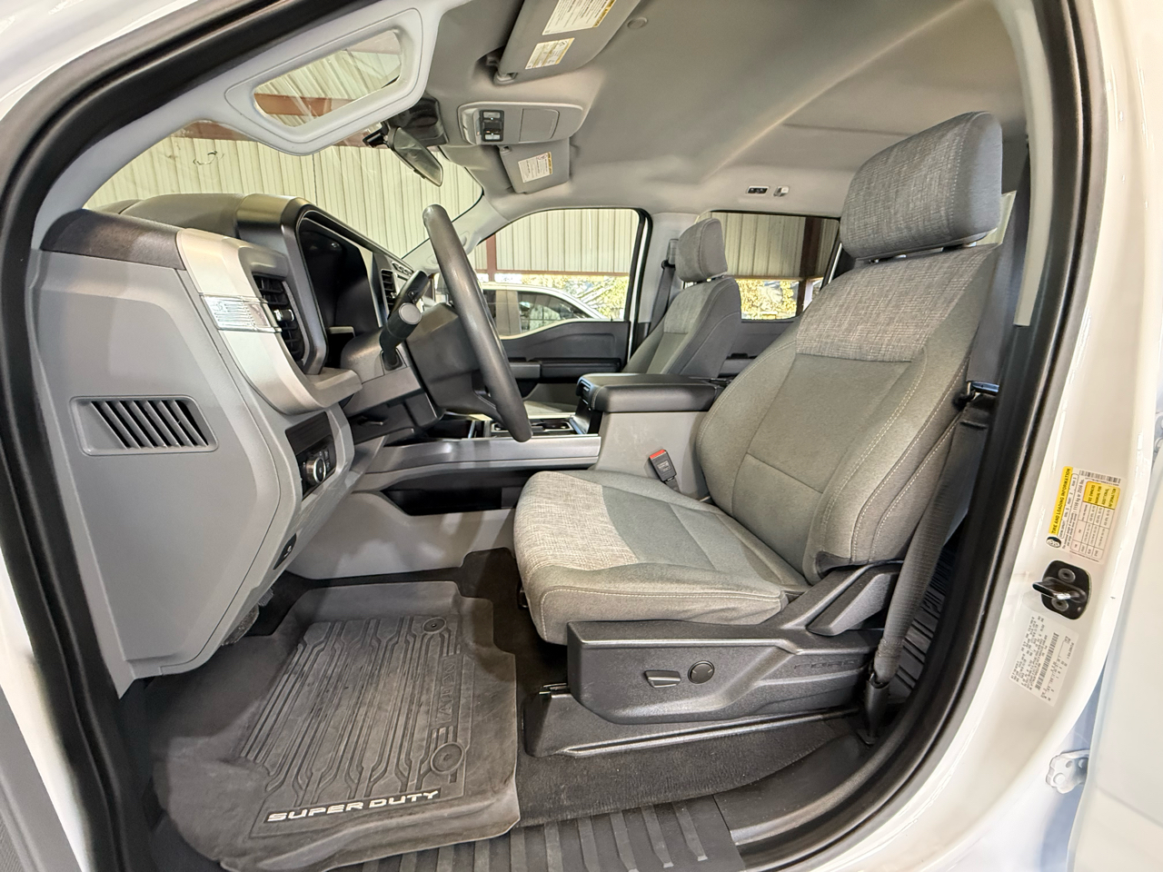 Ford F-250 SD XLT Crew Cab 4WD 2024