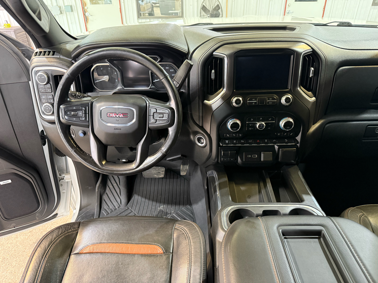 GMC Sierra 2500HD AT4 Crew Cab 4WD 2020