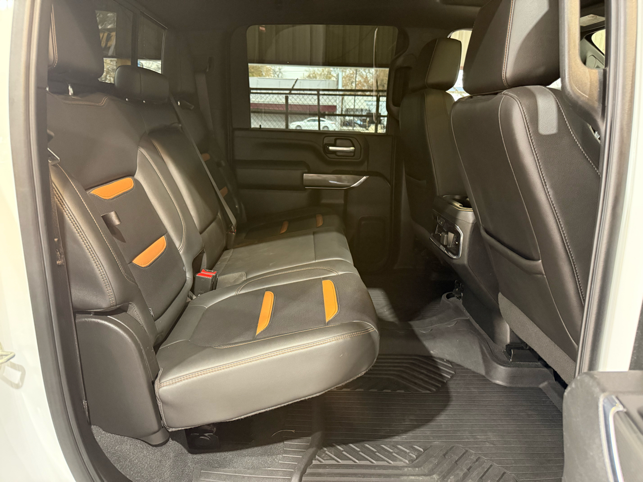 GMC Sierra 2500HD AT4 Crew Cab 4WD 2020