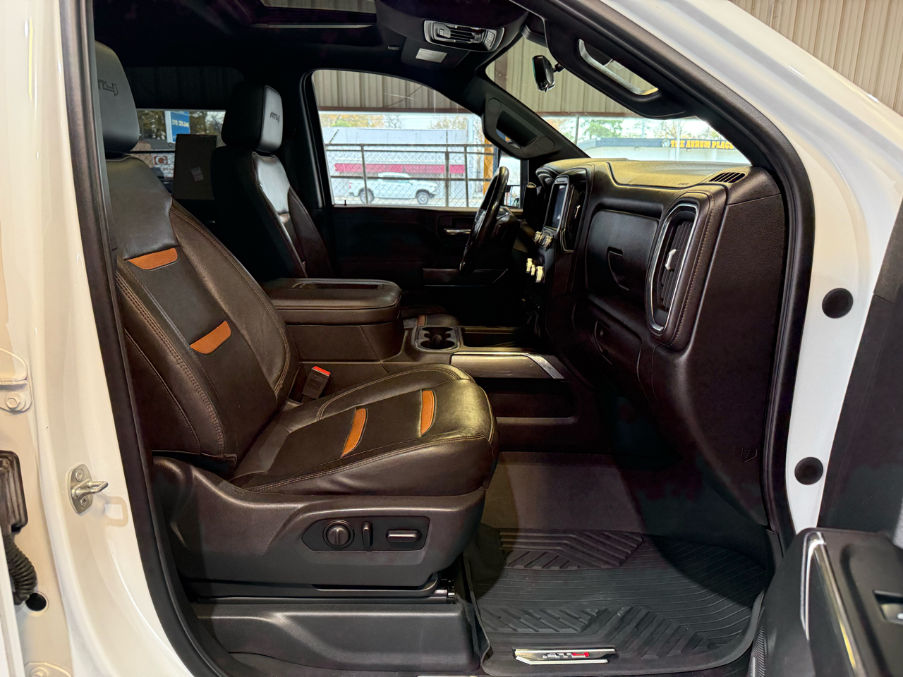 GMC Sierra 2500HD AT4 Crew Cab 4WD 2020