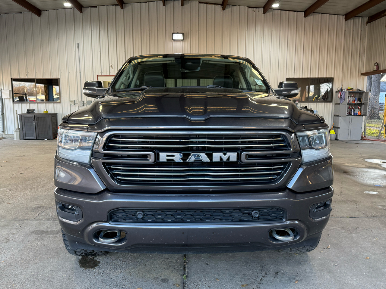RAM 1500 Laramie Crew Cab SWB 4WD 2021