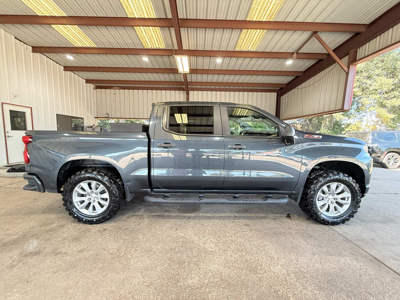Chevrolet Silverado 1500 Custom Crew Cab Short Box 4WD 2020