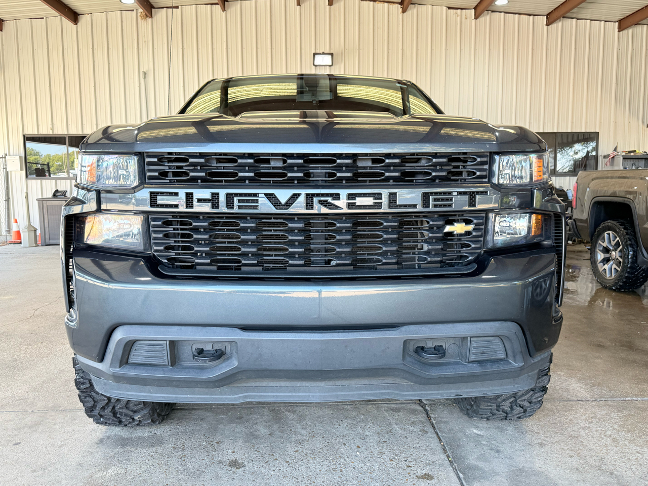 Chevrolet Silverado 1500 Custom Crew Cab Short Box 4WD 2020