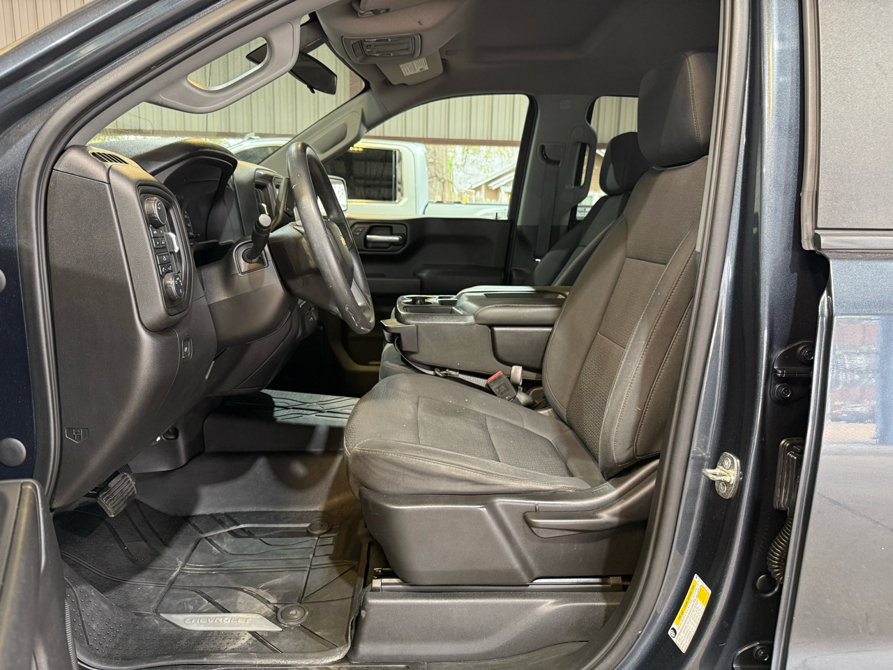 Chevrolet Silverado 1500 Custom Crew Cab Short Box 4WD 2020