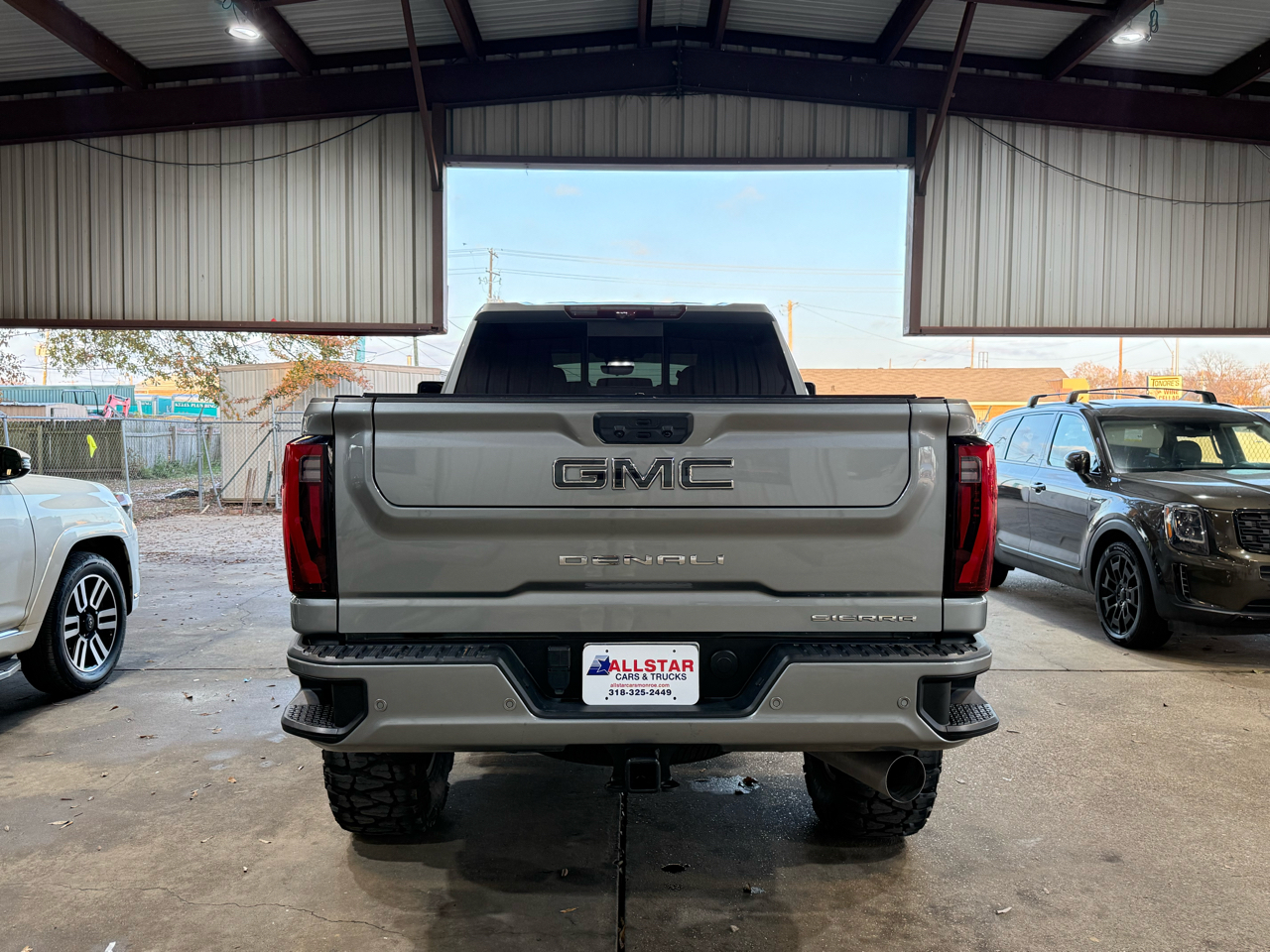 GMC Sierra 2500HD Denali Ultimate Crew Cab 4WD 2024