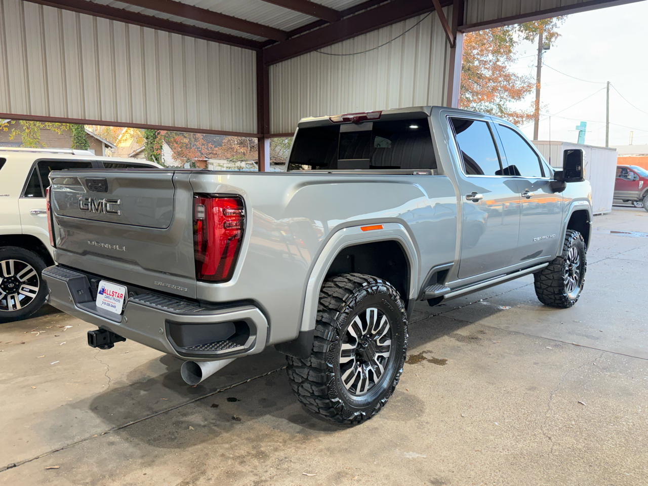 GMC Sierra 2500HD Denali Ultimate Crew Cab 4WD 2024