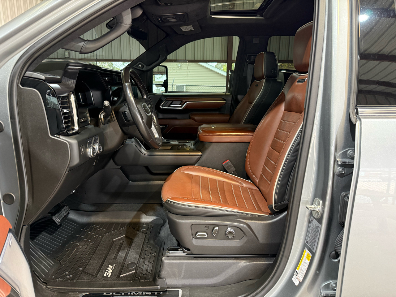 GMC Sierra 2500HD Denali Ultimate Crew Cab 4WD 2024