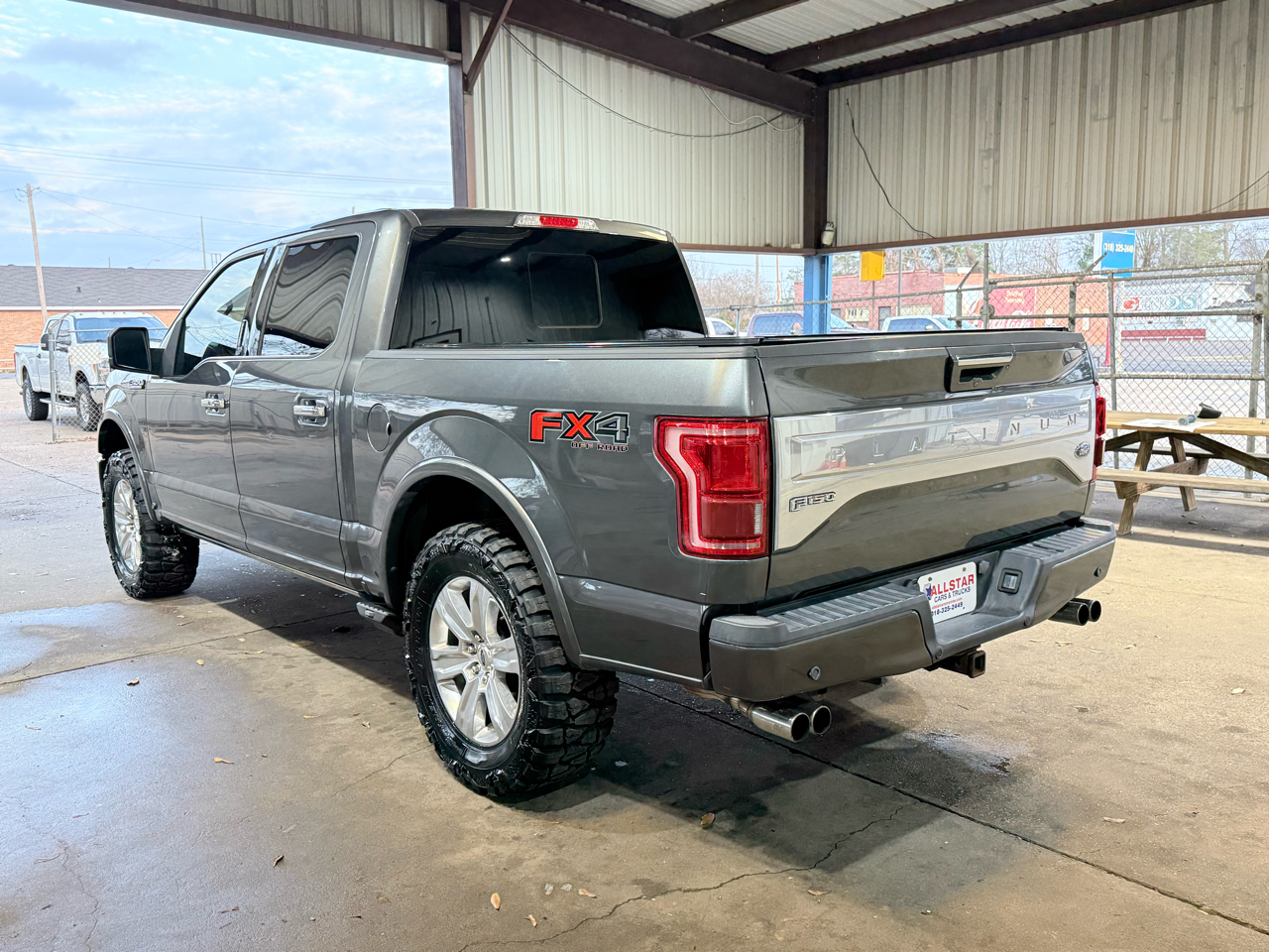 Ford F-150 Platinum SuperCrew 5.5-ft. Bed 4WD 2017