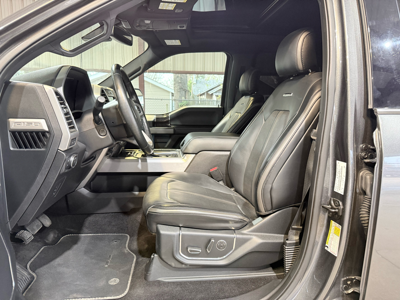 Ford F-150 Platinum SuperCrew 5.5-ft. Bed 4WD 2017