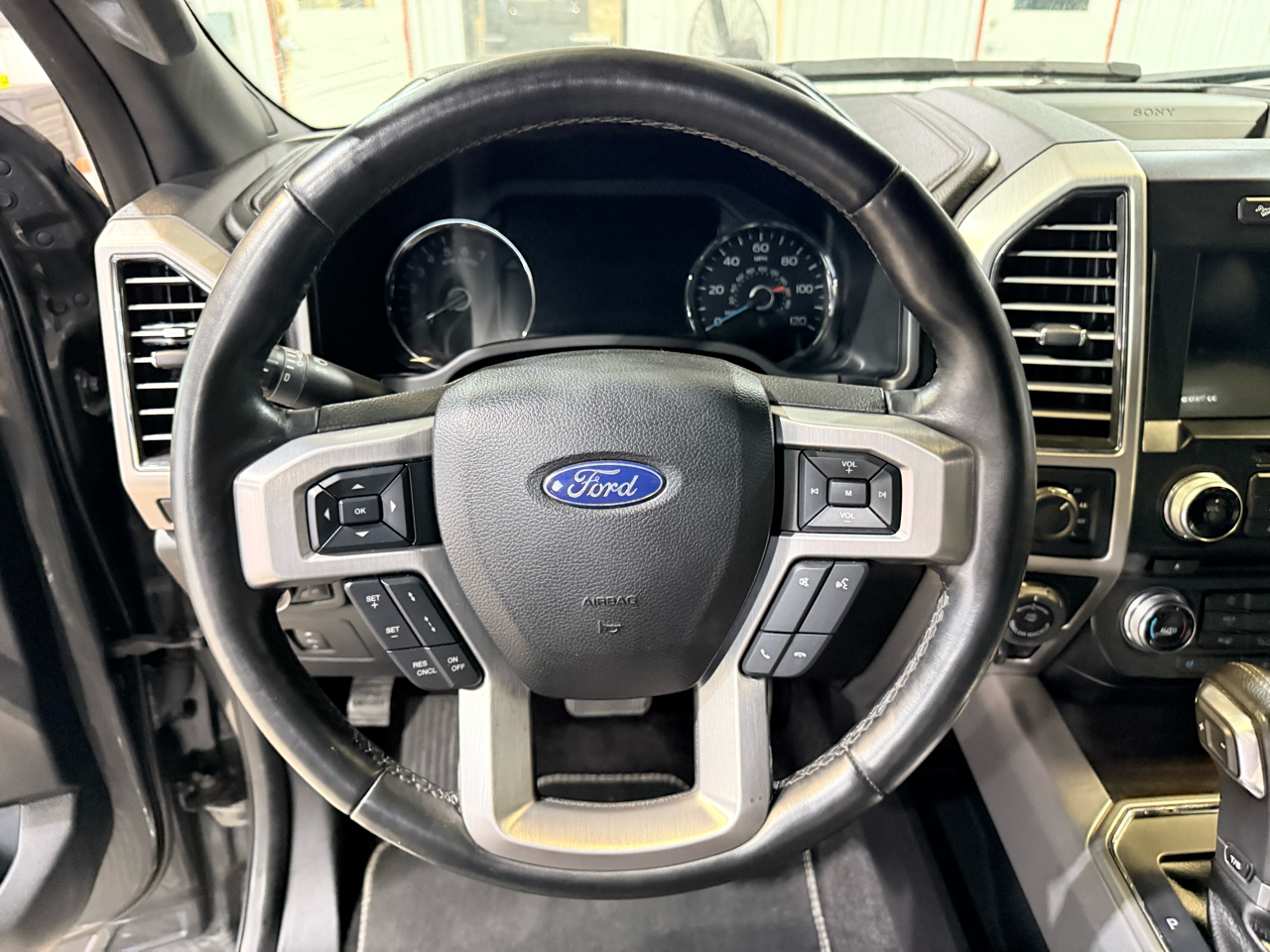 Ford F-150 Platinum SuperCrew 5.5-ft. Bed 4WD 2017