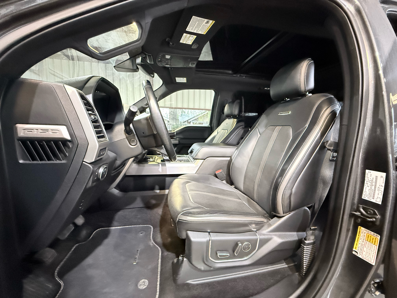 Ford F-150 Platinum SuperCrew 5.5-ft. Bed 4WD 2017