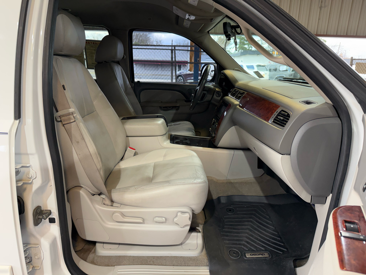 Chevrolet Tahoe LT 2WD 2013