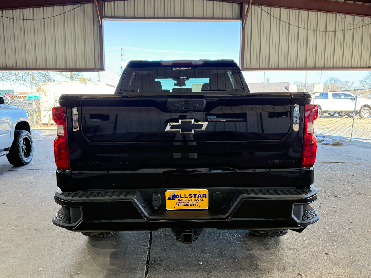 Chevrolet Silverado 1500 Custom Crew Cab 4WD 2023