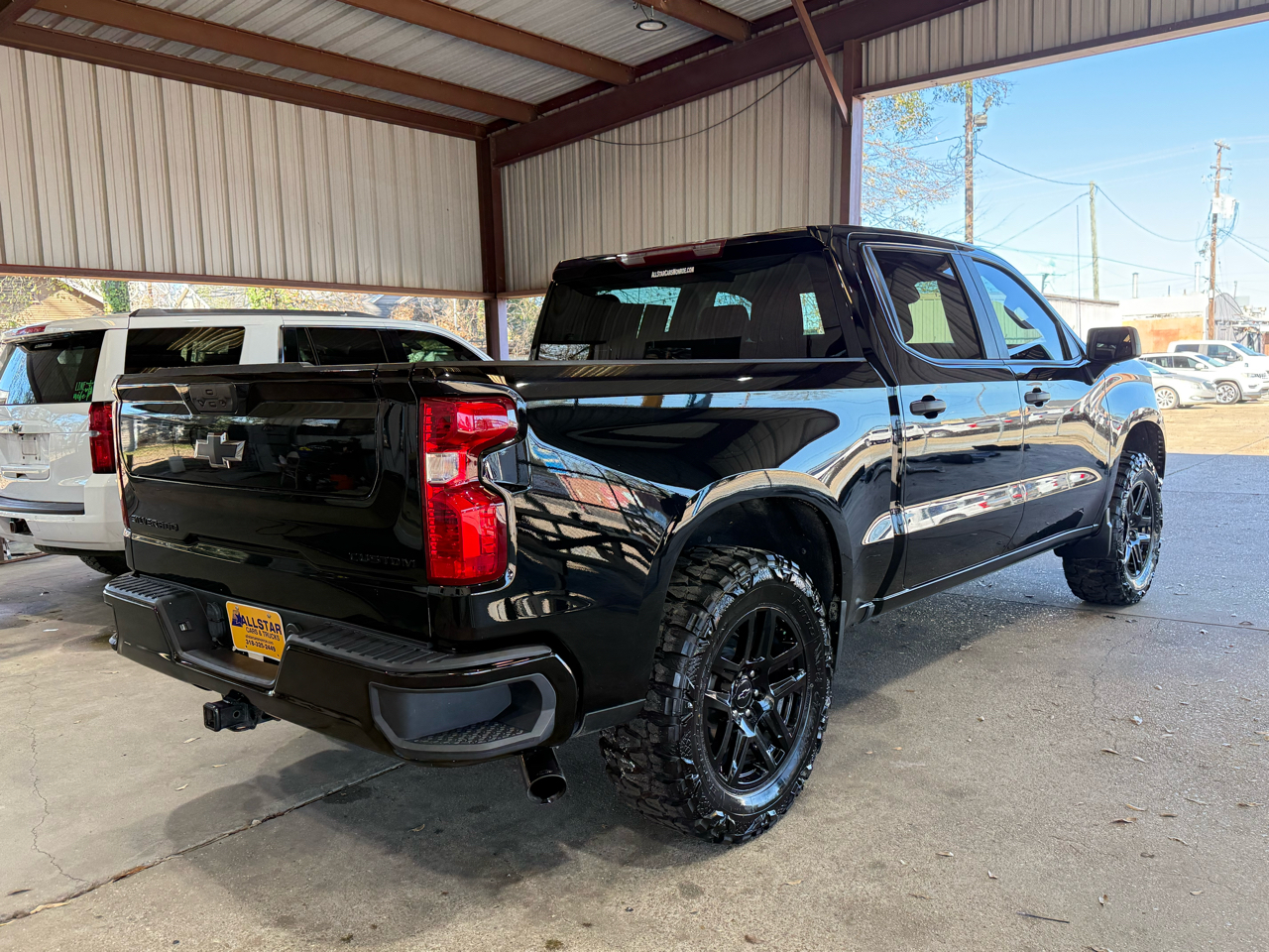 Chevrolet Silverado 1500 Custom Crew Cab 4WD 2023