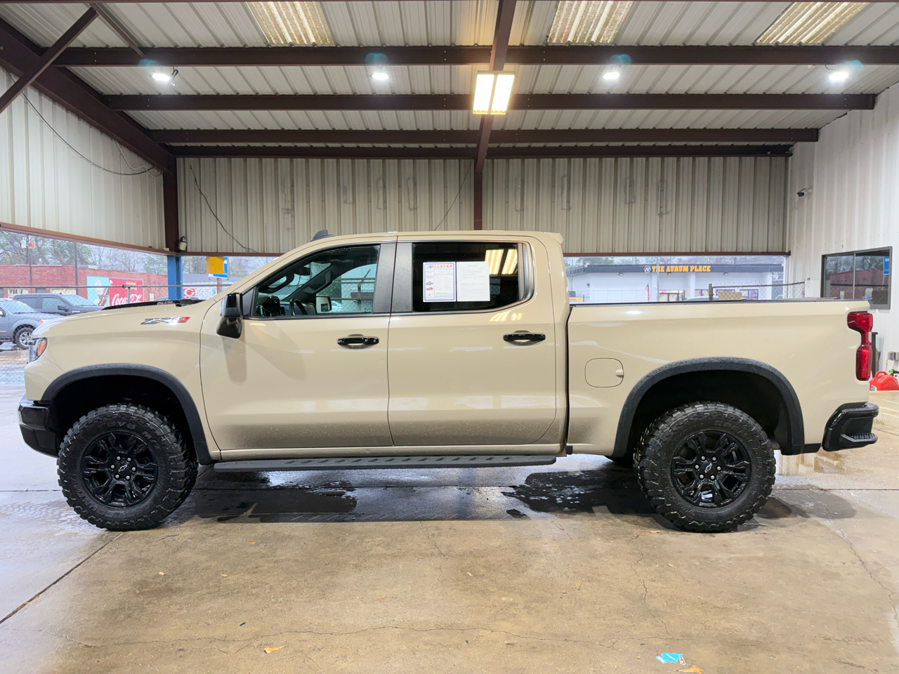 Chevrolet Silverado 1500 ZR2 Crew Cab 4WD 2023