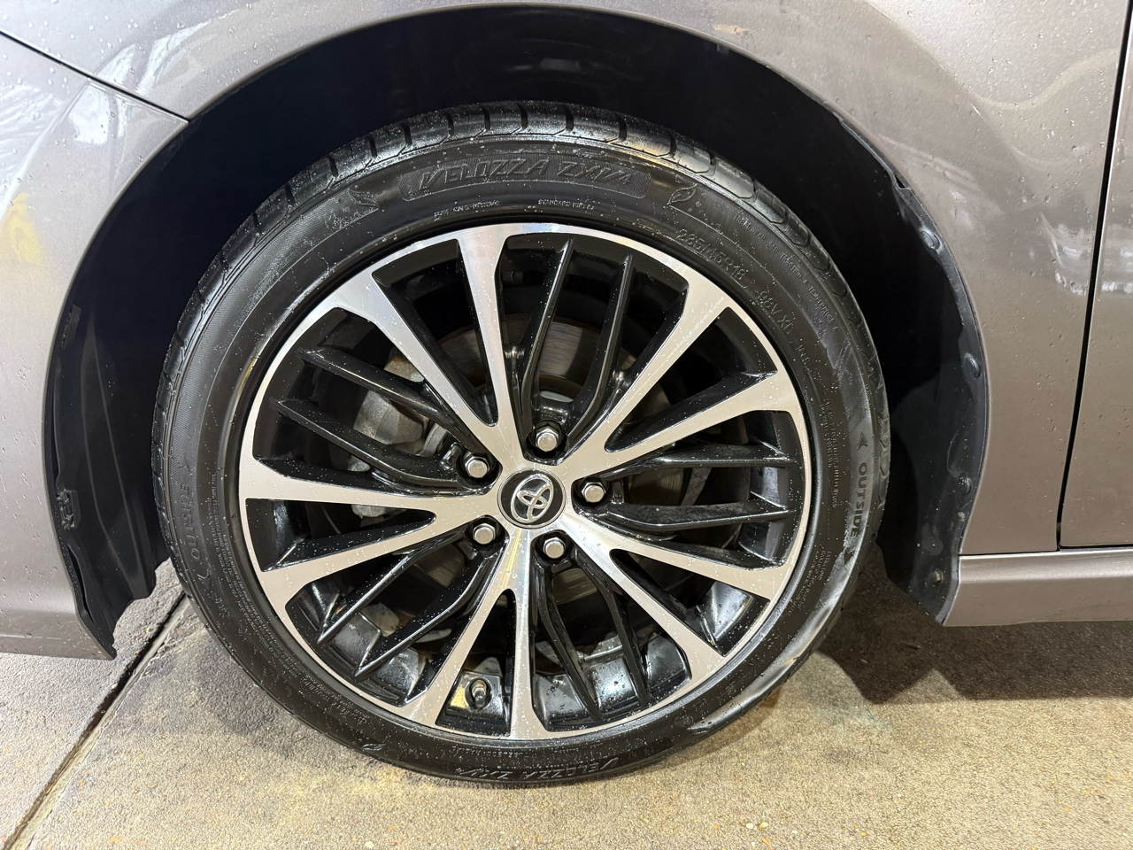 Toyota Camry XLE 2019