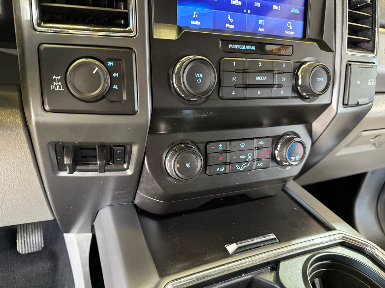 Ford F-250 SD XLT Crew Cab 4WD 2020