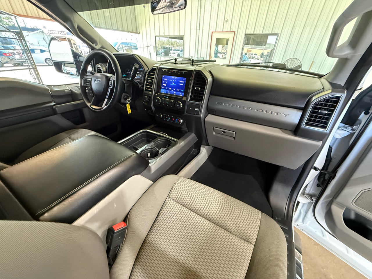 Ford F-250 SD XLT Crew Cab 4WD 2020