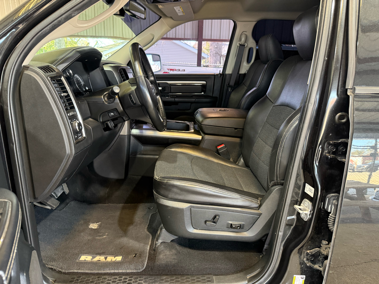 RAM 1500 Sport Crew Cab SWB 4WD 2018