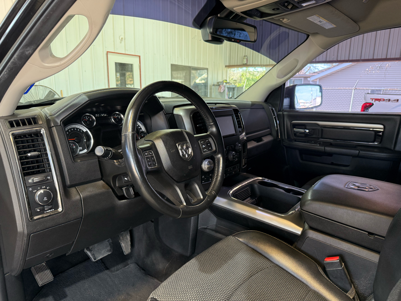 RAM 1500 Sport Crew Cab SWB 4WD 2018