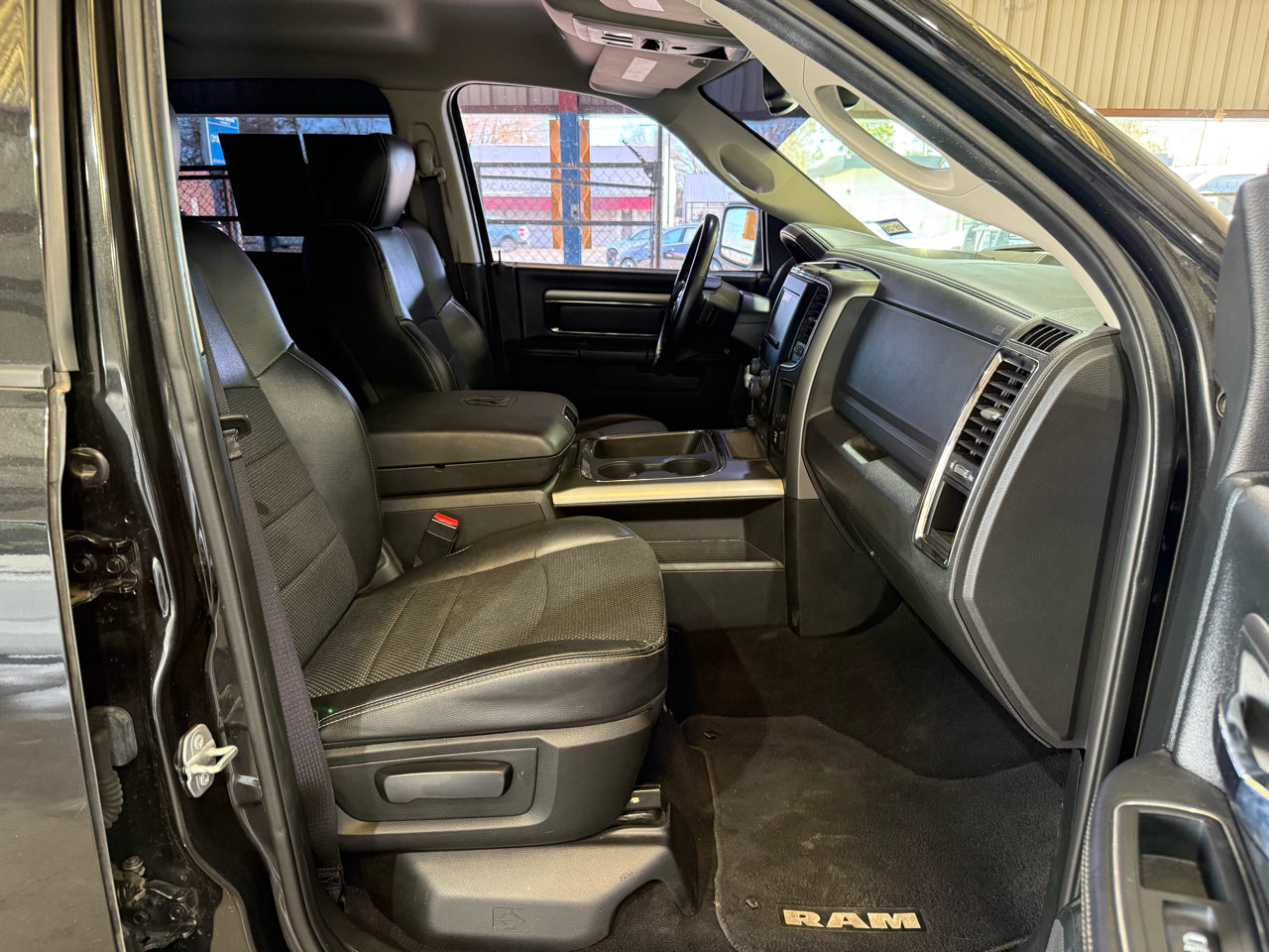 RAM 1500 Sport Crew Cab SWB 4WD 2018