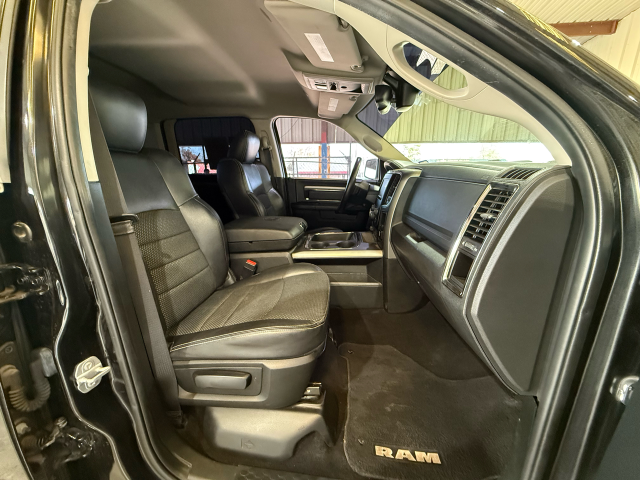 RAM 1500 Sport Crew Cab SWB 4WD 2018