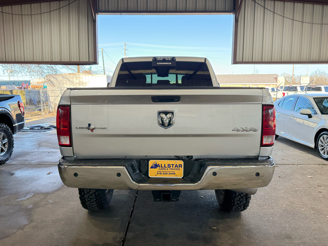 RAM 2500 SLT Crew Cab SWB 4WD 2017