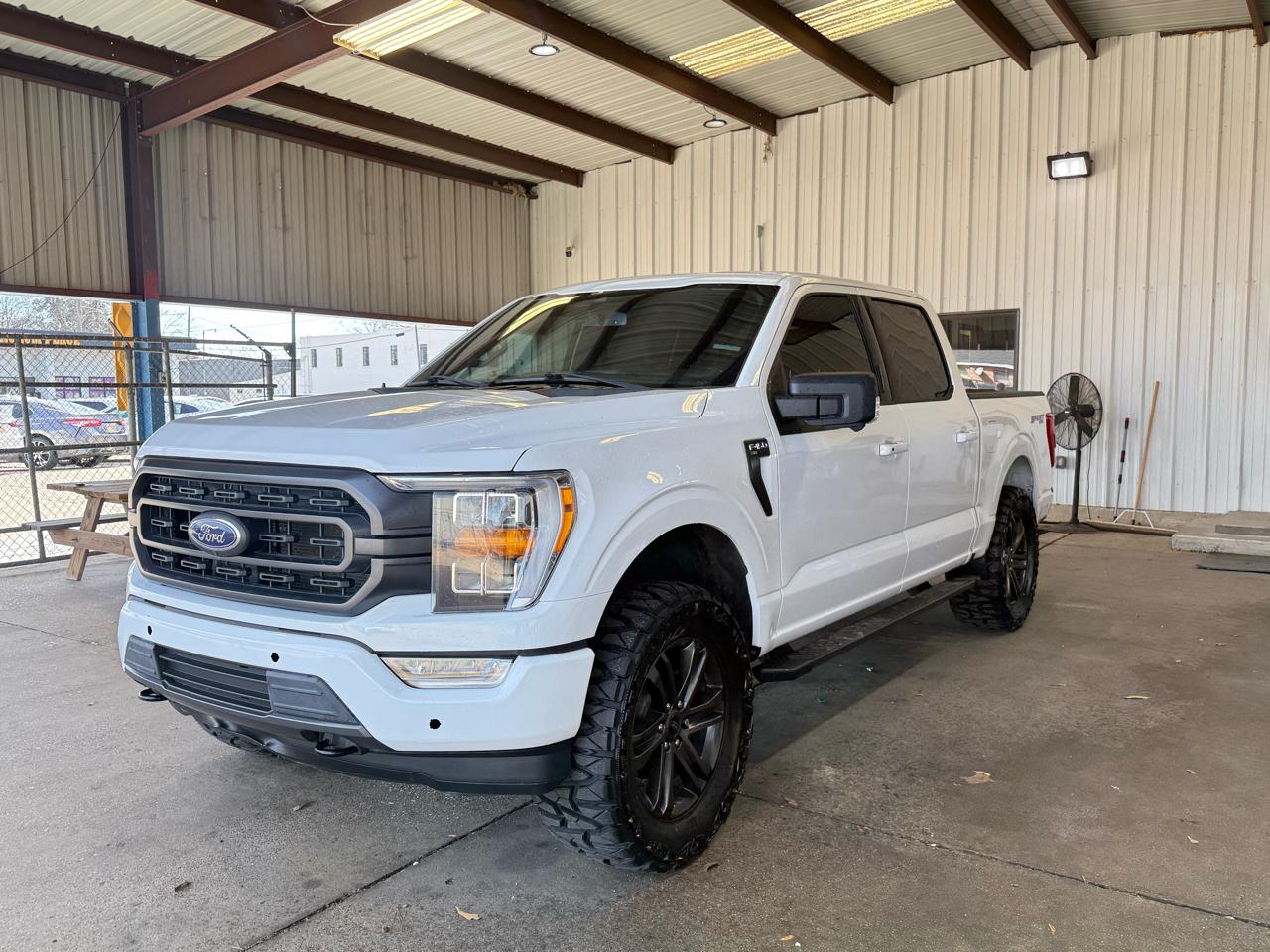 Ford F-150 XLT SuperCrew 5.5-ft. Bed 4WD 2022