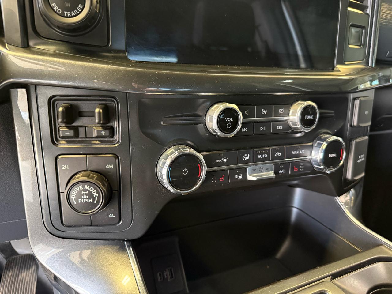 Ford F-150 XLT SuperCrew 5.5-ft. Bed 4WD 2022