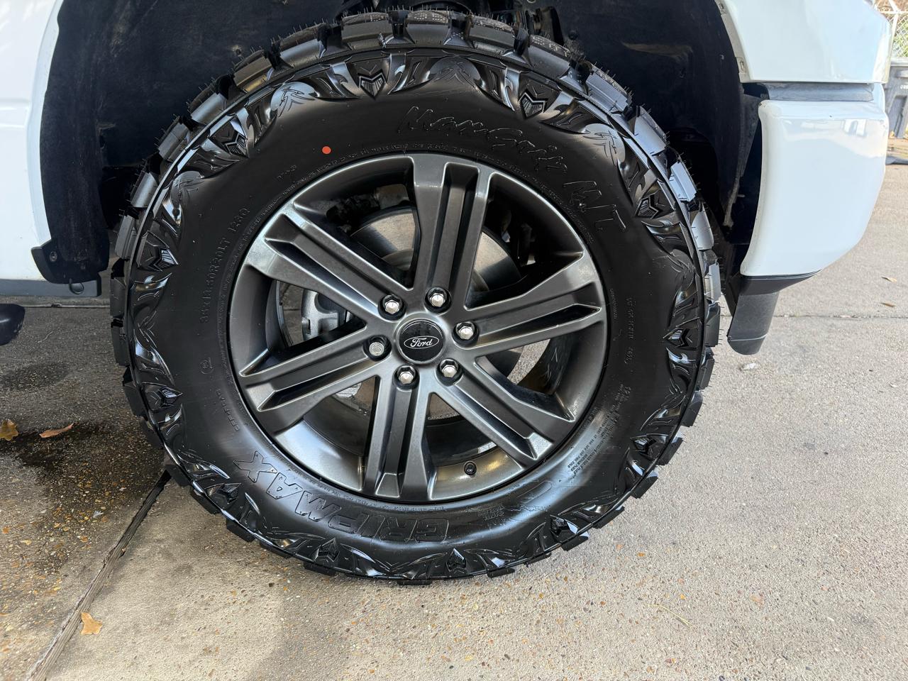 Ford F-150 XLT SuperCrew 5.5-ft. Bed 4WD 2022