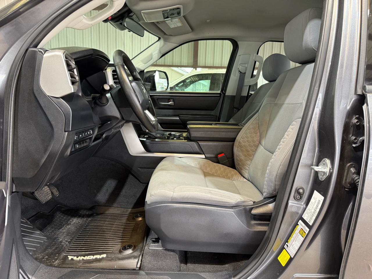 Toyota Tundra SR5 CrewMax 4WD 2023