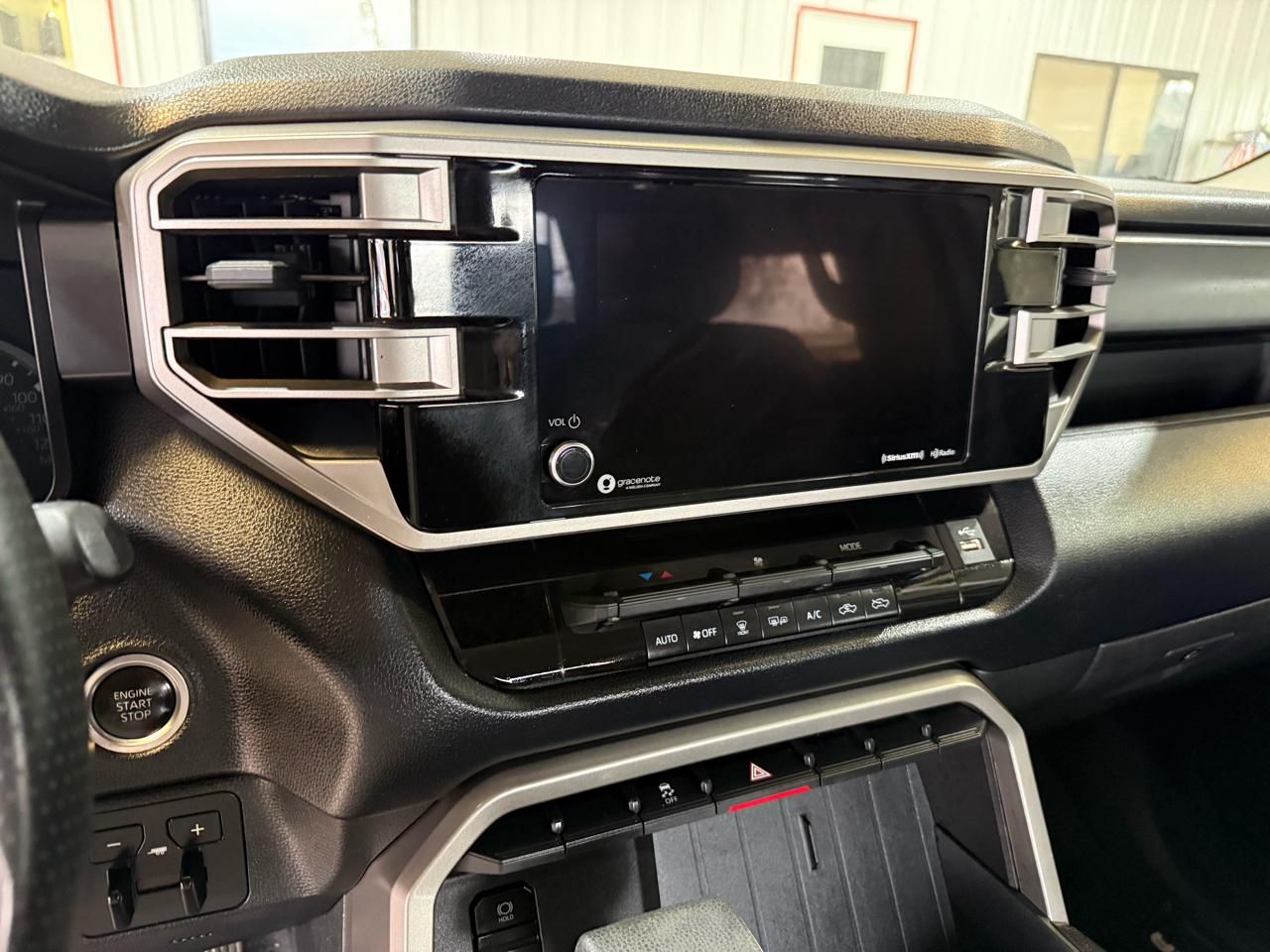 Toyota Tundra SR5 CrewMax 4WD 2023