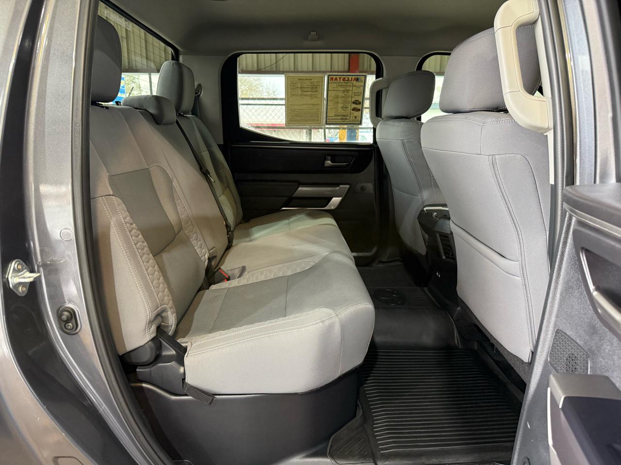 Toyota Tundra SR5 CrewMax 4WD 2023