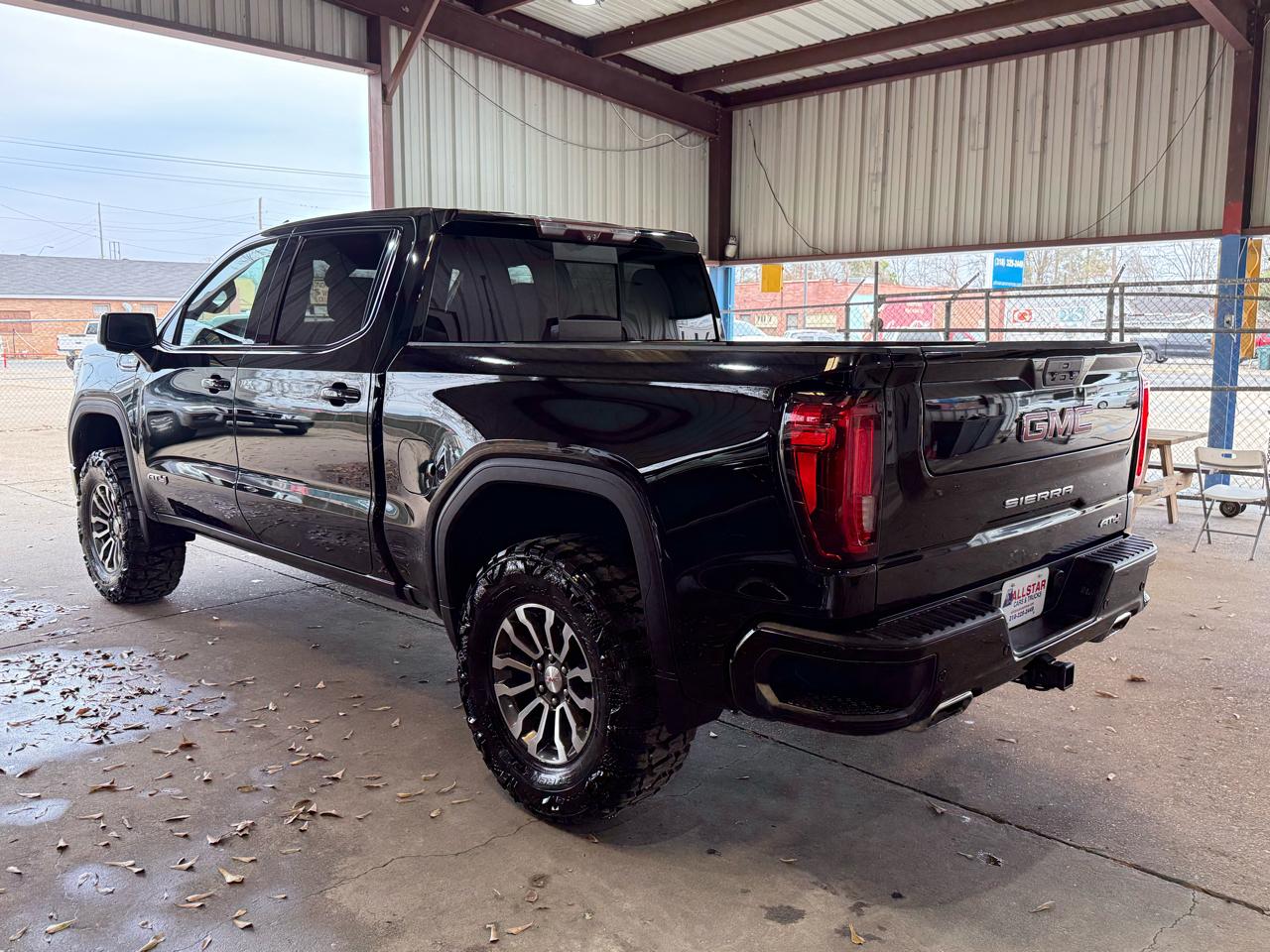 GMC Sierra 1500 AT4 Crew Cab 4WD 2020