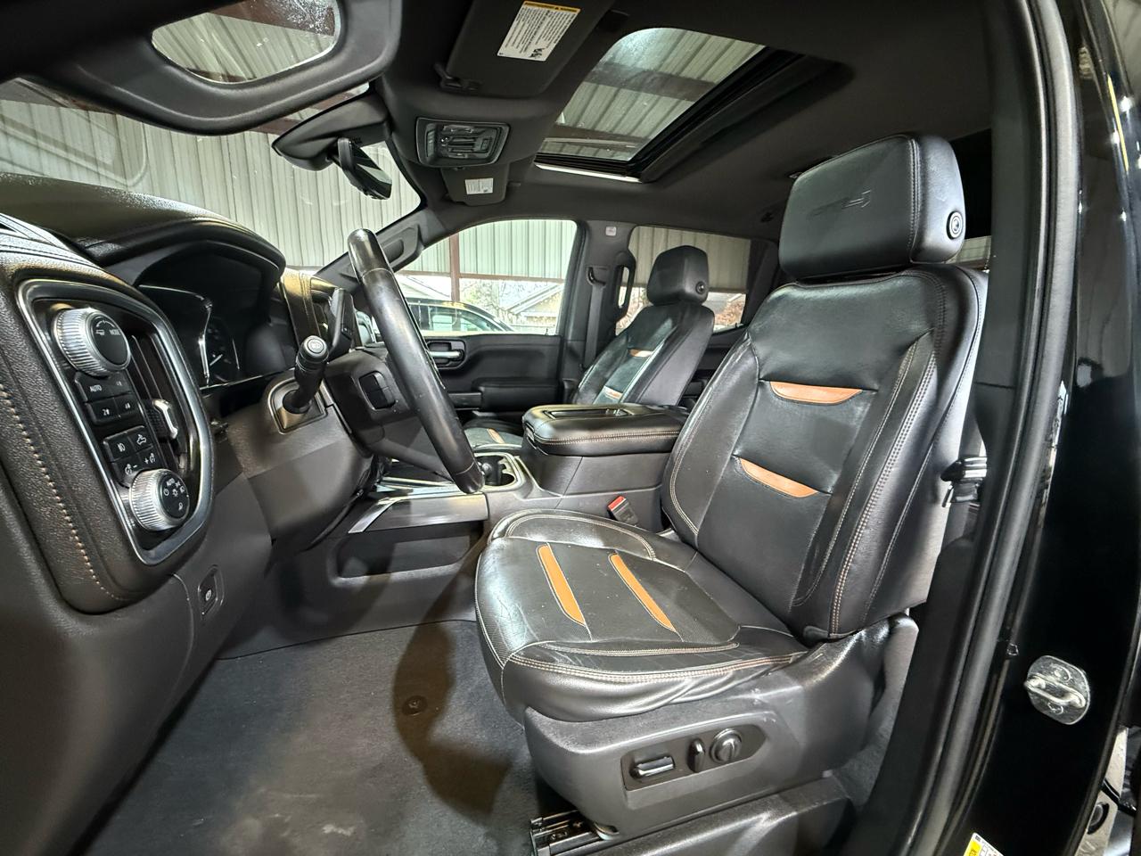 GMC Sierra 1500 AT4 Crew Cab 4WD 2020