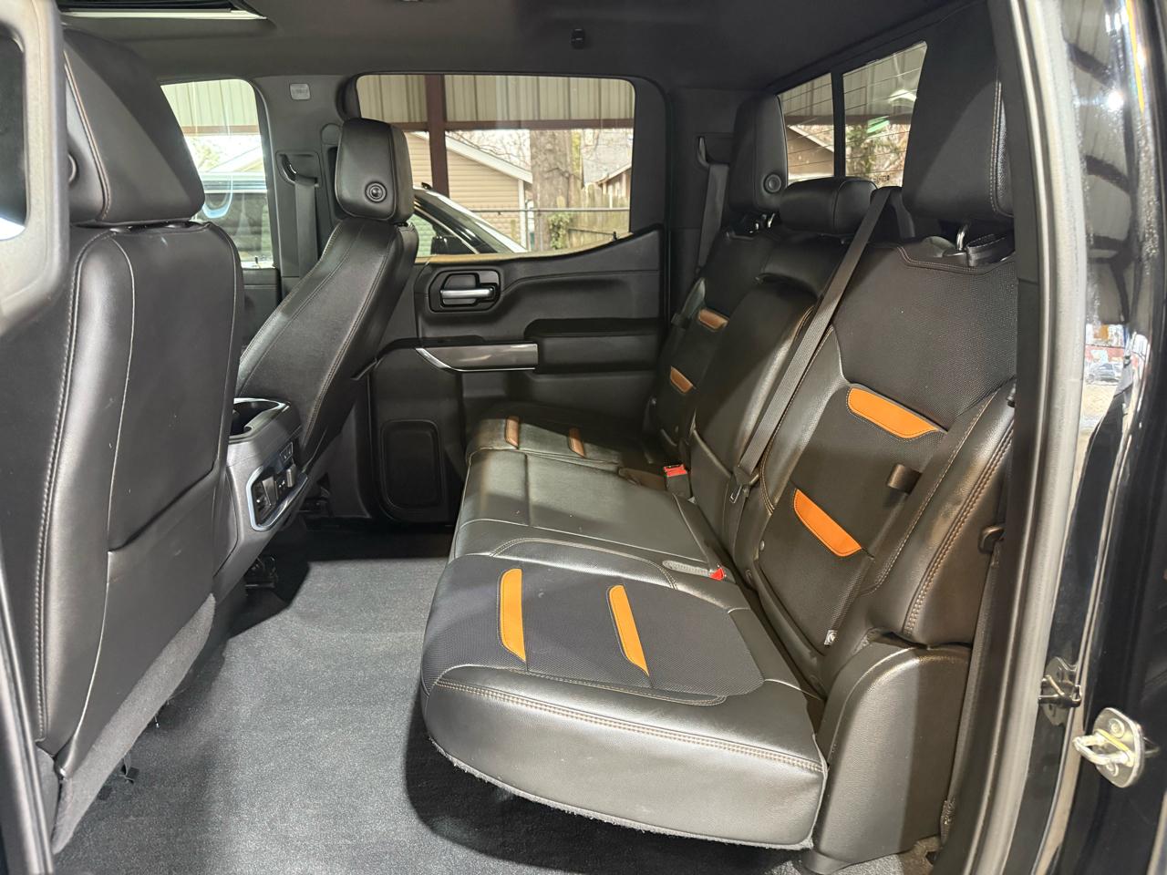 GMC Sierra 1500 AT4 Crew Cab 4WD 2020