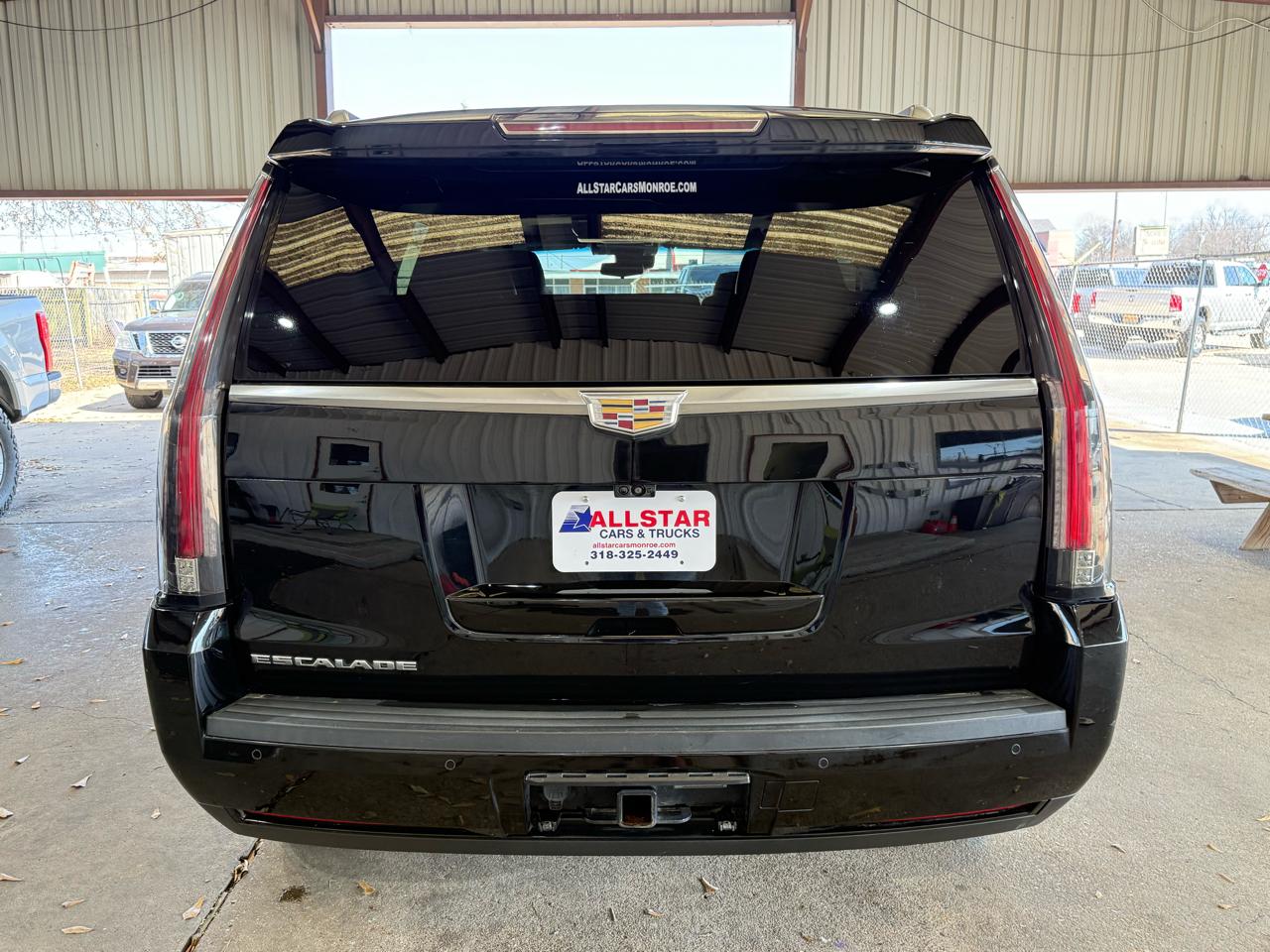 Cadillac Escalade Luxury 2WD 2019